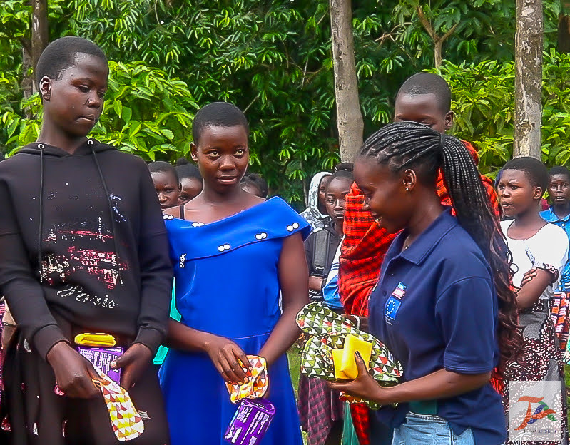 Youth participants during a Back to School Campaign session